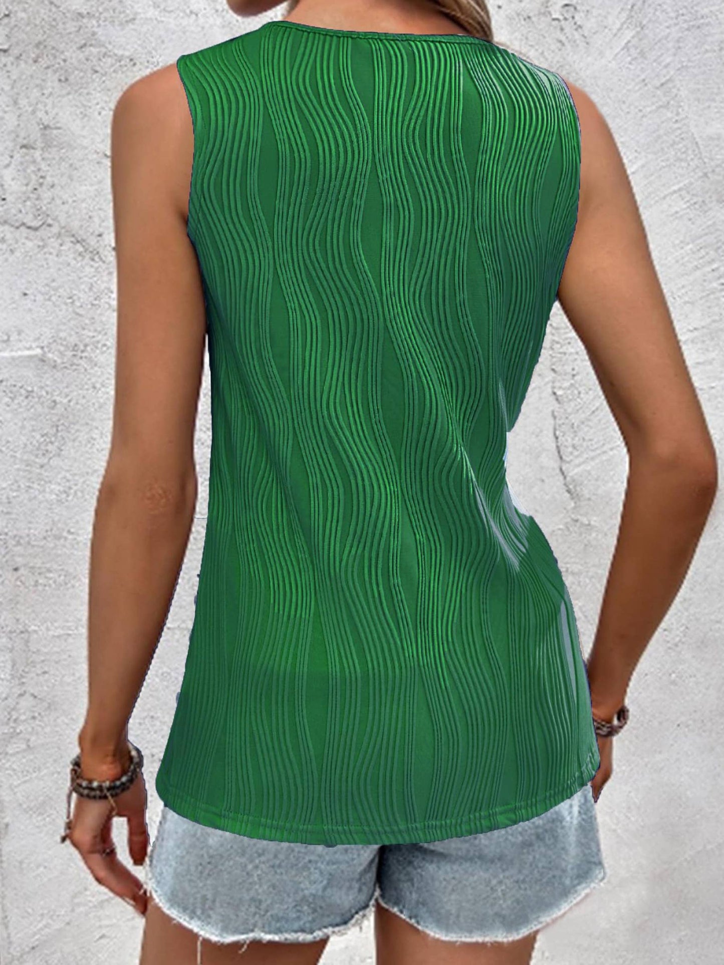 Lock Hole Collar Sleeveless Summer Casual Top